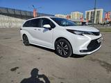 Toyota Sienna 2022 года за 27 500 000 тг. в Алматы