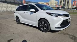 Toyota Sienna 2022 годаүшін27 500 000 тг. в Алматы
