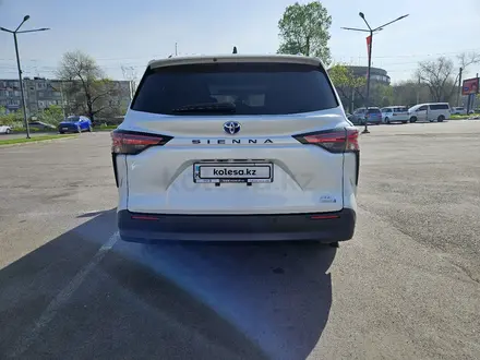 Toyota Sienna 2022 года за 27 500 000 тг. в Алматы – фото 5