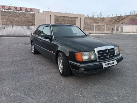 Mercedes-Benz E 200 1992 года за 1 200 000 тг. в Шымкент – фото 5