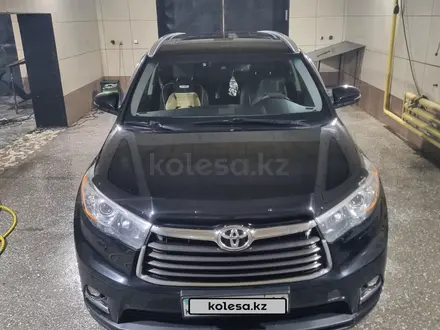 Toyota Highlander 2015 года за 18 299 000 тг. в Усть-Каменогорск – фото 2