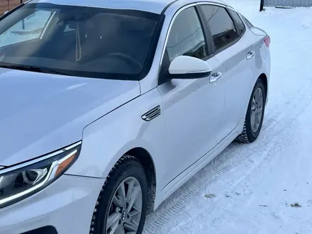 Kia Optima 2018 года за 8 600 000 тг. в Астана – фото 2