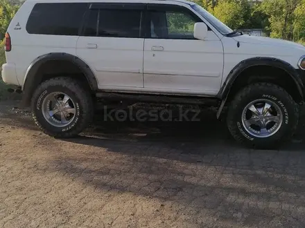 Mitsubishi Montero Sport 2000 года за 4 500 000 тг. в Караганда – фото 3