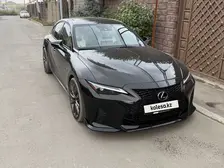 Lexus is-350, 2020
