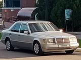 Mercedes-Benz E 230 1992 годаүшін1 500 000 тг. в Шымкент