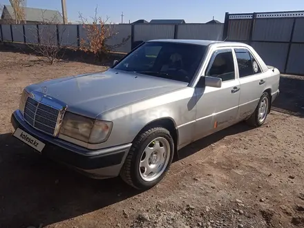 Mercedes-Benz E 230 1992 года за 1 500 000 тг. в Чунджа – фото 3