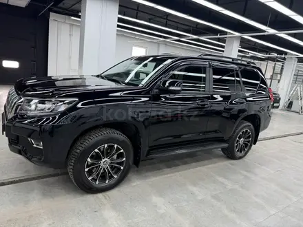 Toyota Land Cruiser Prado 2023 года за 30 000 000 тг. в Астана – фото 14