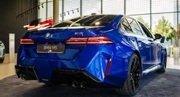 BMW M5 2026 года за 108 283 323 тг. в Астана – фото 2