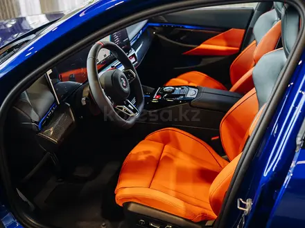 BMW M5 2026 года за 108 283 323 тг. в Астана – фото 6