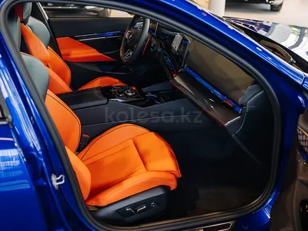 BMW M5 2026 года за 108 283 323 тг. в Астана – фото 8
