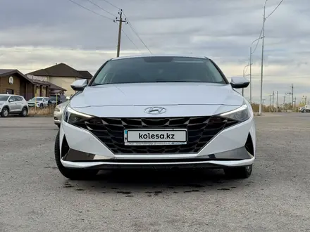 Hyundai Elantra 2023 года за 10 100 000 тг. в Караганда – фото 2