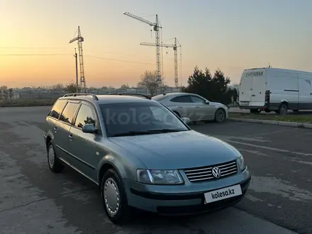 Volkswagen Passat 1999 года за 3 100 000 тг. в Алматы – фото 2