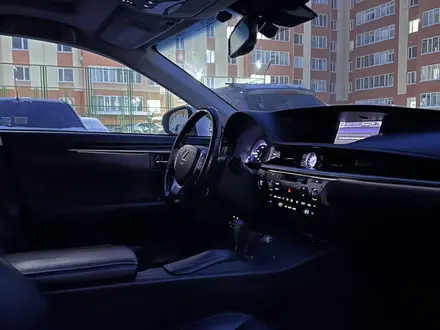 Lexus ES 300h 2013 года за 11 700 000 тг. в Астана – фото 14