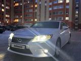 Lexus ES 300h 2013 года за 12 100 000 тг. в Астана – фото 2