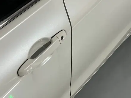 Toyota Camry 2017 года за 11 200 000 тг. в Актобе – фото 6
