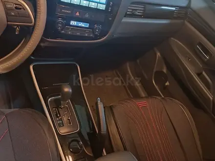 Mitsubishi Outlander 2022 года за 13 900 000 тг. в Алматы – фото 4
