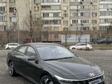 Hyundai Elantra 2023 года за 8 800 000 тг. в Алматы – фото 2
