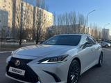 Lexus ES 250 2022 годаfor21 500 000 тг. в Астана – фото 4