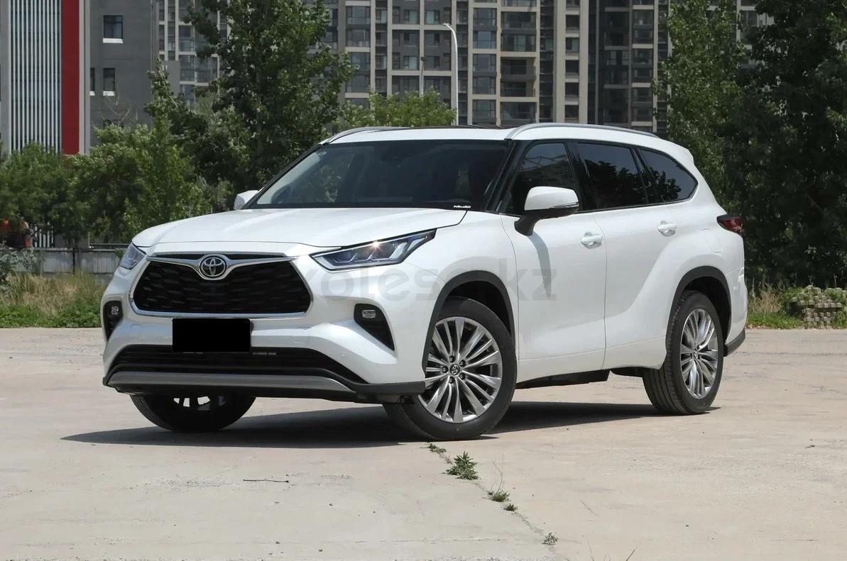 Toyota Highlander 2022 г.