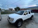 Nissan Navara 2003 года за 2 600 000 тг. в Атырау – фото 2