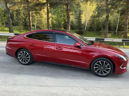 Hyundai Sonata 2021 года за 11 490 000 тг. в Алматы – фото 13
