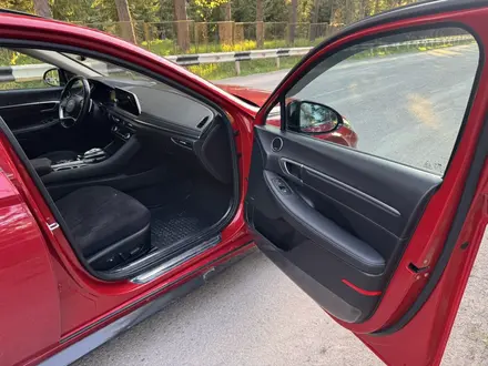 Hyundai Sonata 2021 года за 11 490 000 тг. в Алматы – фото 23