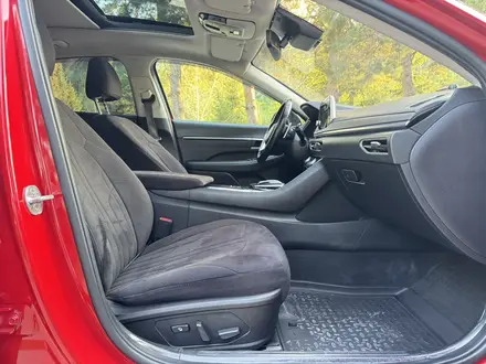 Hyundai Sonata 2021 года за 11 490 000 тг. в Алматы – фото 24