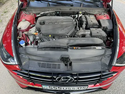 Hyundai Sonata 2021 года за 11 490 000 тг. в Алматы – фото 27