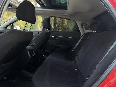 Hyundai Sonata 2021 года за 11 490 000 тг. в Алматы – фото 31