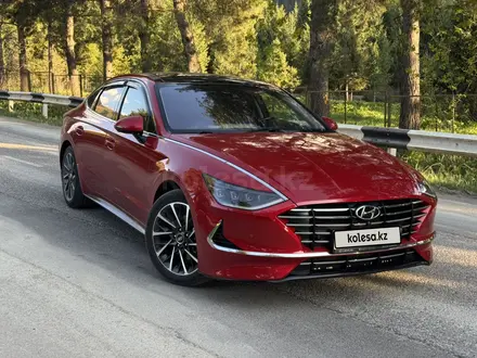 Hyundai Sonata 2021 года за 11 490 000 тг. в Алматы – фото 8