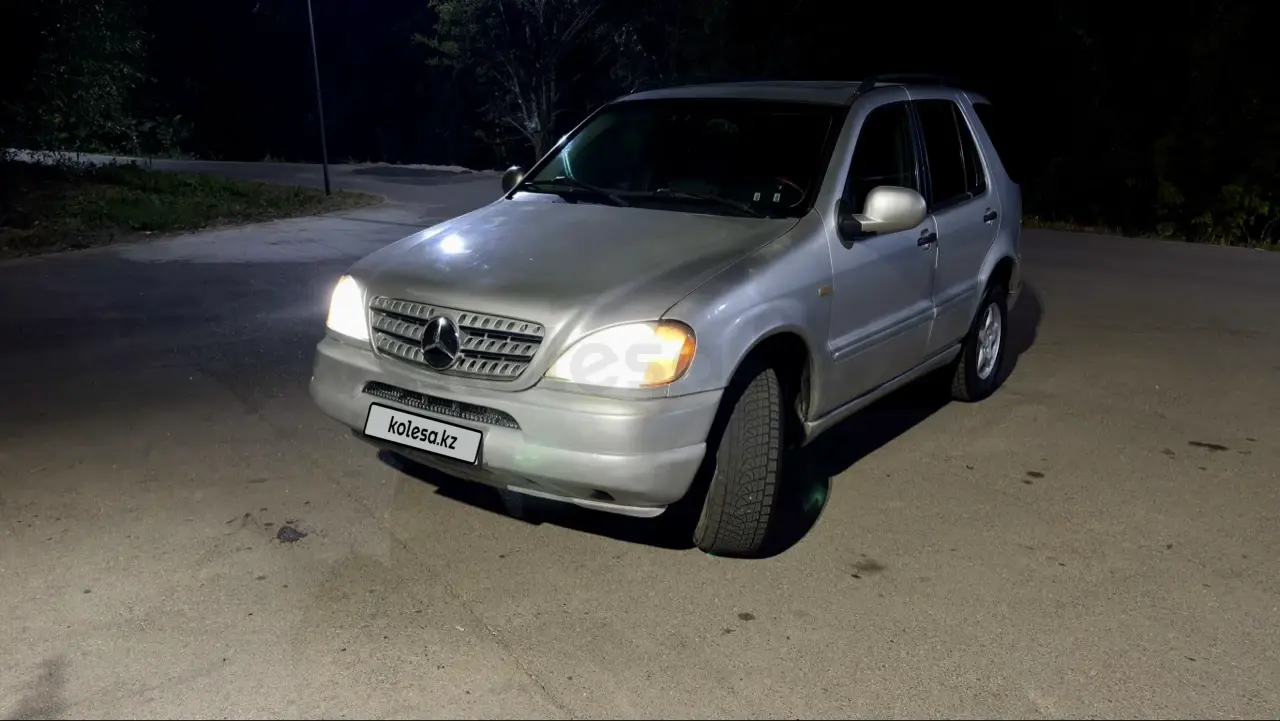 Mercedes-Benz M-Class, 2001