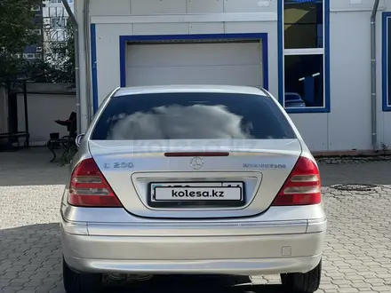 Mercedes-Benz C 200 2002 года за 3 650 000 тг. в Экибастуз – фото 4