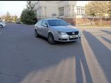 Volkswagen Passat 2007 года за 3 000 000 тг. в Шамалган – фото 4