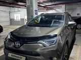 Toyota RAV4 2018 годаүшін13 500 000 тг. в Астана