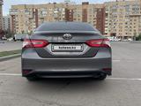 Toyota Camry 2020 года за 13 500 000 тг. в Астана – фото 5