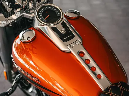 Harley-Davidson  Fat Boy 2019 года за 14 500 000 тг. в Алматы – фото 20