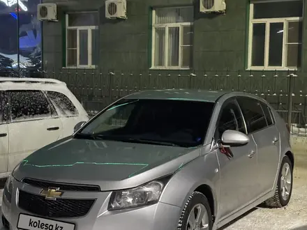 Chevrolet Cruze 2012 года за 3 300 000 тг. в Уральск – фото 12