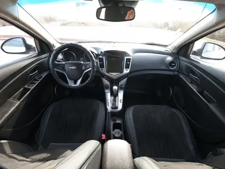 Chevrolet Cruze 2012 года за 3 300 000 тг. в Уральск – фото 10