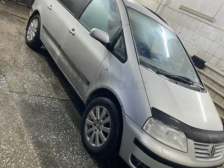 Volkswagen Sharan 2002 года за 4 250 000 тг. в Костанай – фото 4