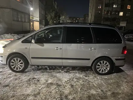 Volkswagen Sharan 2002 года за 4 250 000 тг. в Костанай – фото 2