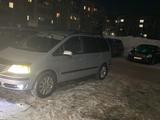 Volkswagen Sharan 2002 года за 4 250 000 тг. в Костанай – фото 3