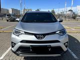 Toyota RAV4 2019 годаfor13 000 000 тг. в Астана