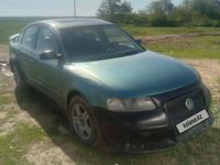 Volkswagen Passat 1997 года за 1 300 000 тг. в Семей