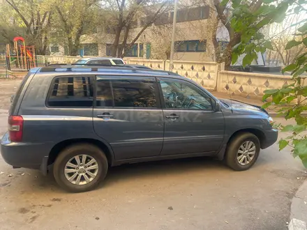 Toyota Highlander 2005 года за 6 900 000 тг. в Павлодар