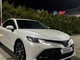 Toyota Camry 2019 годаfor13 500 000 тг. в Актобе – фото 5