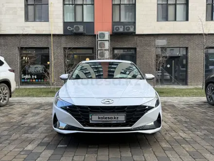 Hyundai Elantra 2022 года за 10 490 000 тг. в Атырау – фото 4