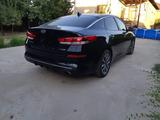 Kia Optima 2019 года за 10 600 000 тг. в Шымкент – фото 2