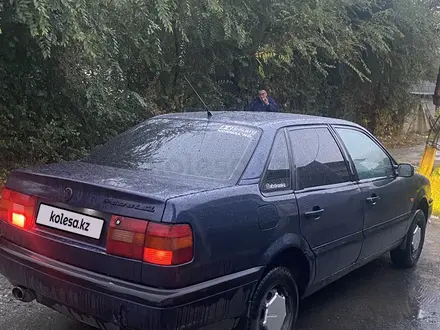 Volkswagen Passat 1995 года за 1 550 000 тг. в Талдыкорган – фото 4