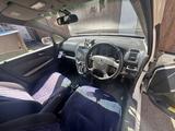 Honda Stream 2002 года за 2 500 000 тг. в Алматы – фото 2