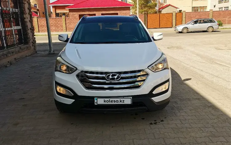 Hyundai Santa Fe 2014 года за 7 800 000 тг. в Актобе